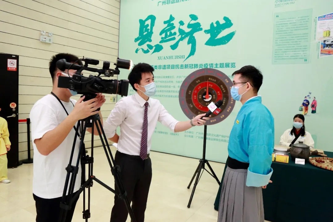 非遗日悬壶济世论抗疫，幼柴胡直播首秀放荣耀！