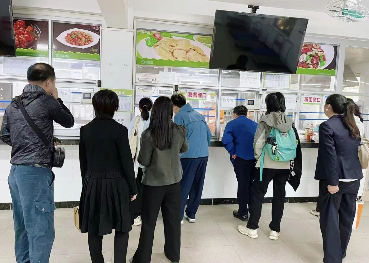 用心办“食”事，“膳”新护健全——白云山Z6尊龙凯时造药早餐服务暖心上线
